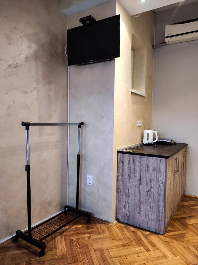 Apartmani Jasmin Нови Сад Екстериор снимка