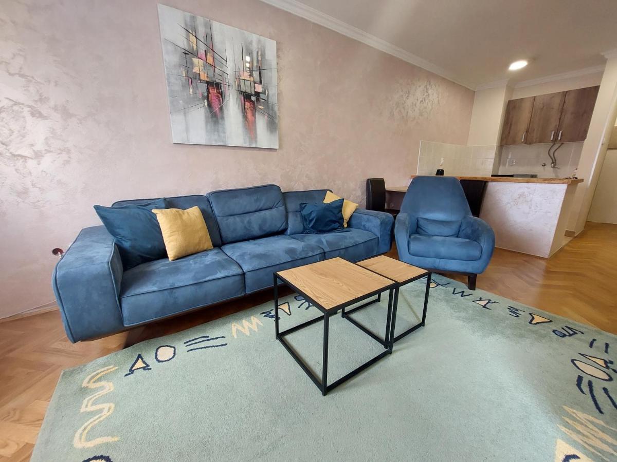 Apartmani Jasmin Нови Сад Екстериор снимка