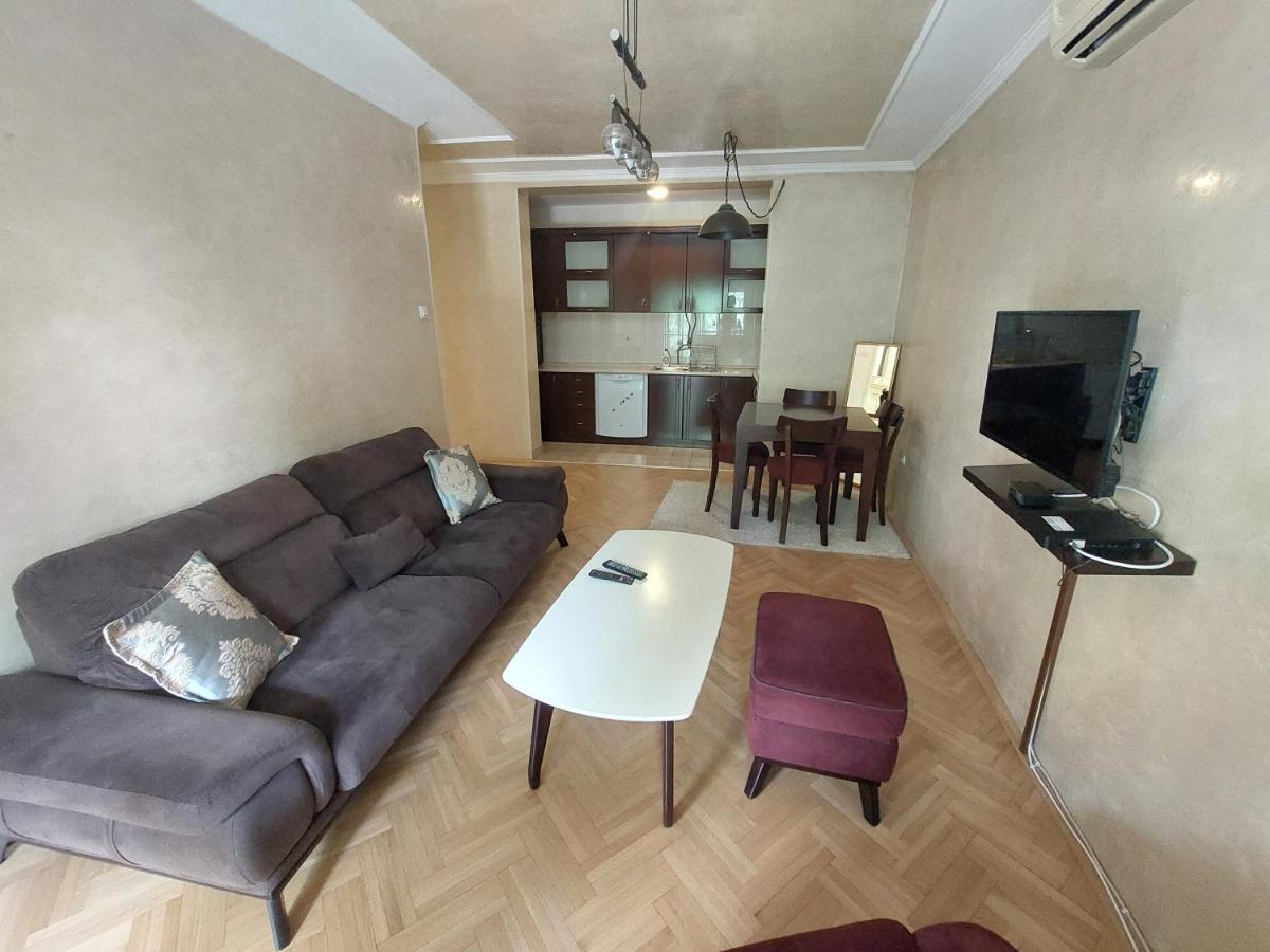 Apartmani Jasmin Нови Сад Екстериор снимка