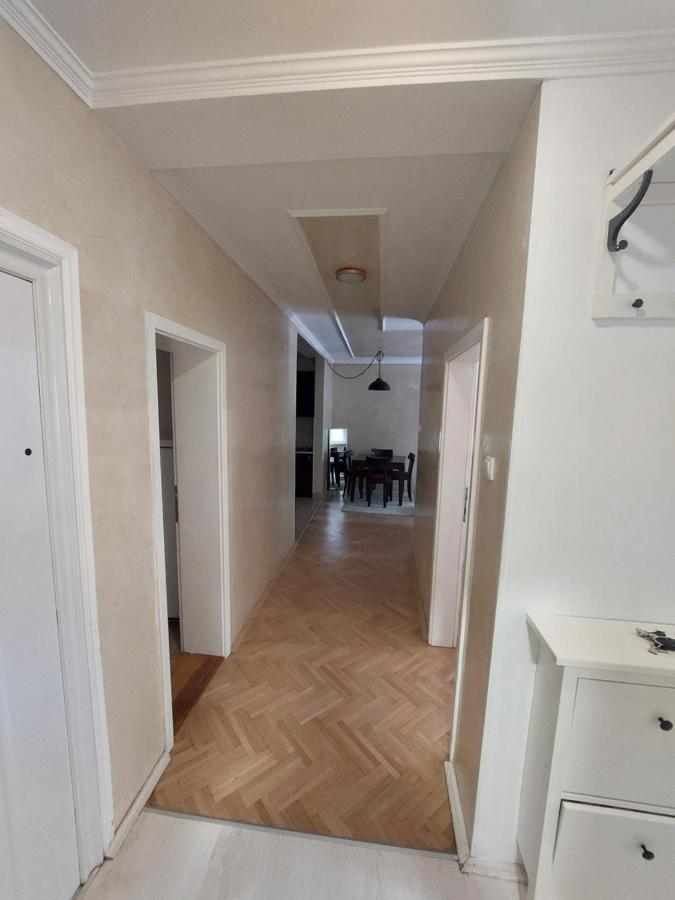 Apartmani Jasmin Нови Сад Екстериор снимка