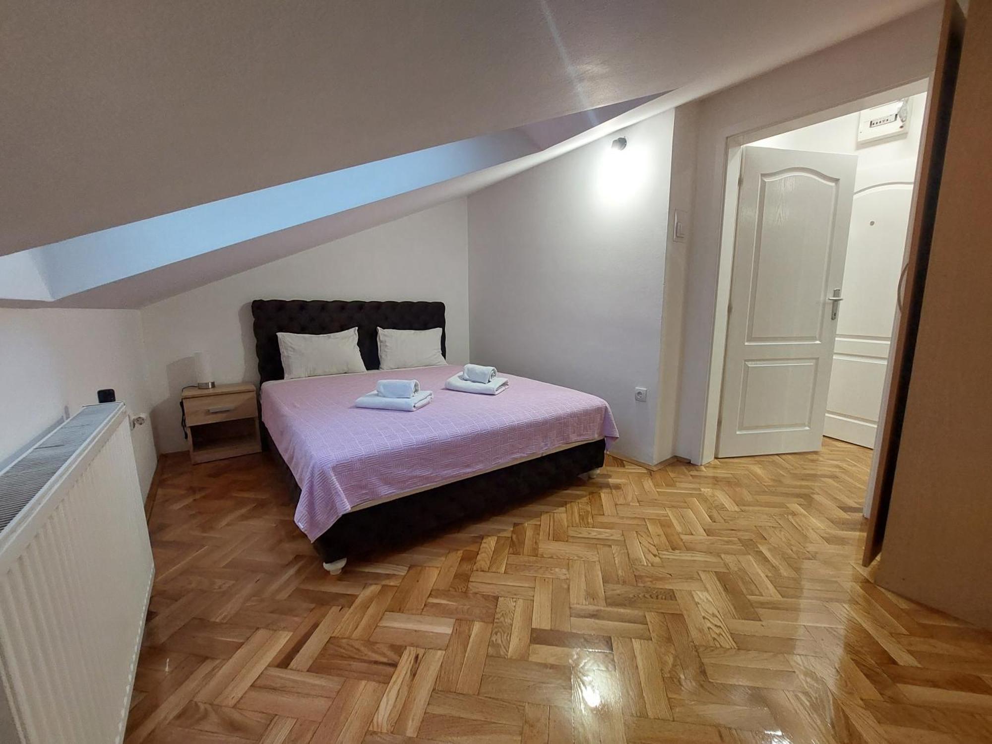 Apartmani Jasmin Нови Сад Екстериор снимка