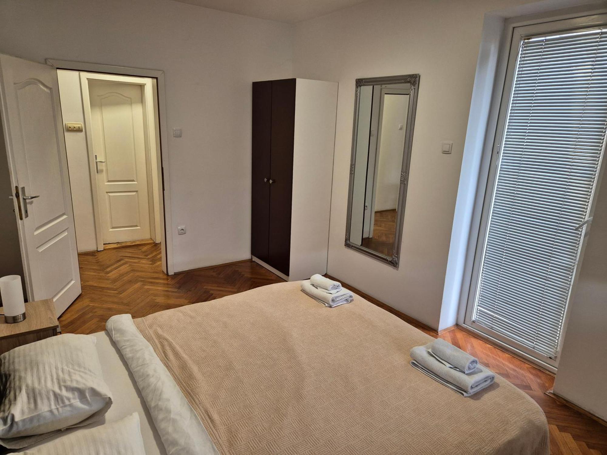 Apartmani Jasmin Нови Сад Екстериор снимка