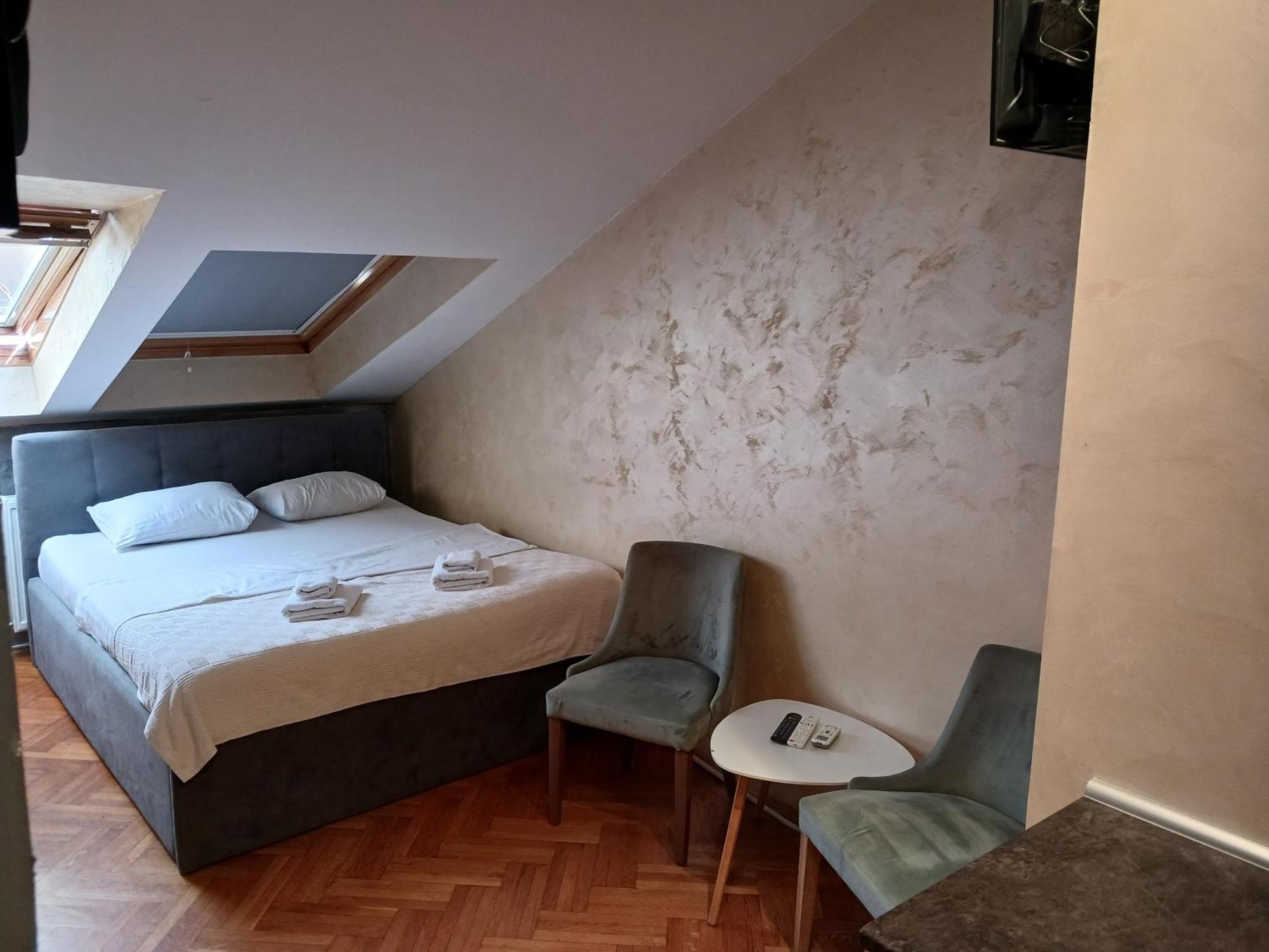 Apartmani Jasmin Нови Сад Екстериор снимка