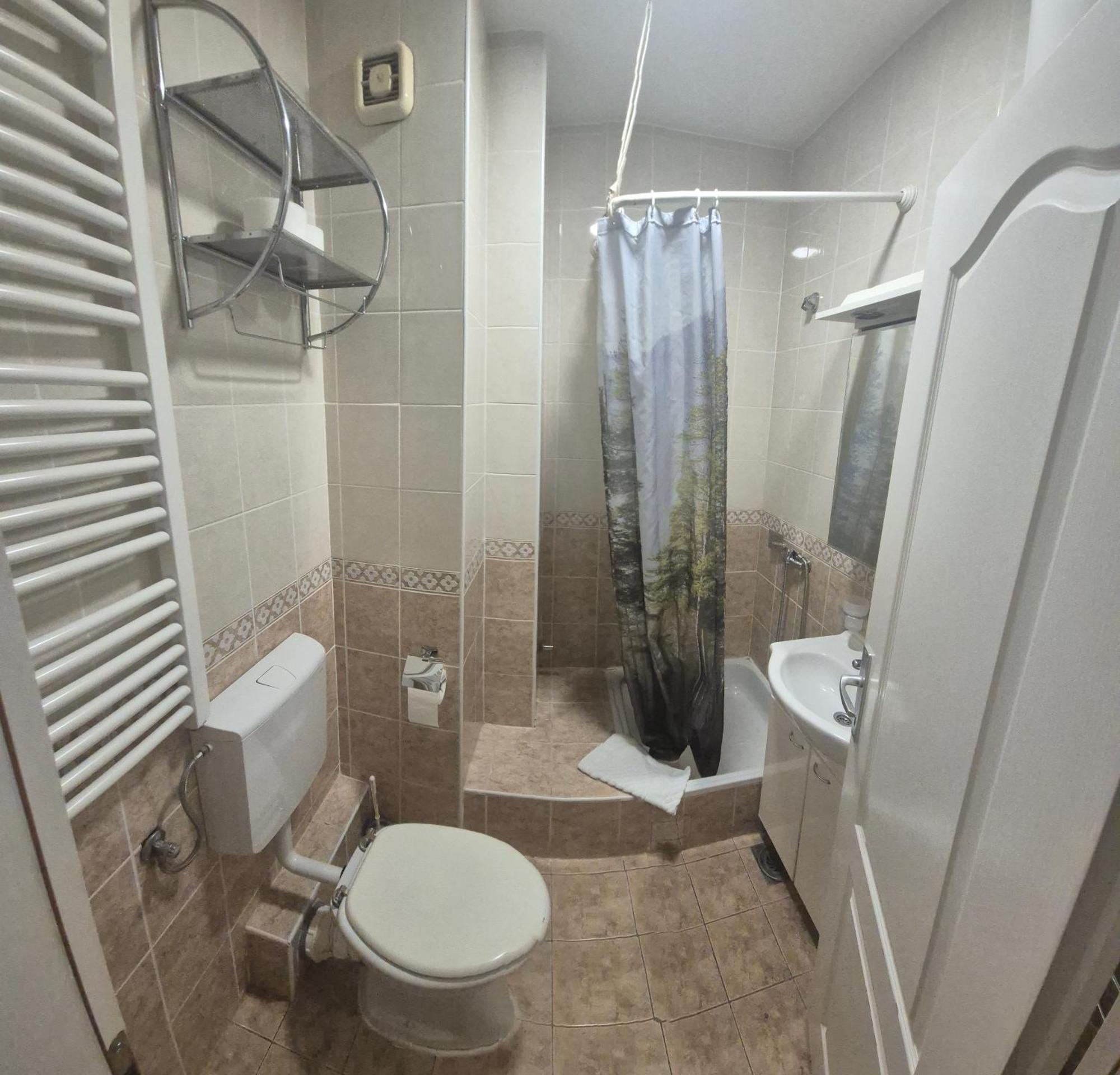 Apartmani Jasmin Нови Сад Екстериор снимка